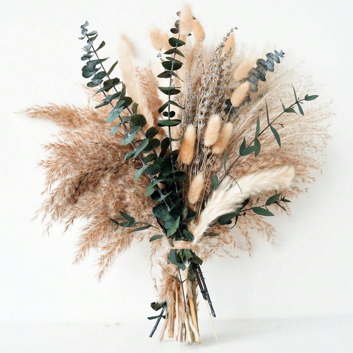96pcs Mixed Dried Flower Bouquet, Eucalyptus Lavender and Pampas Grass Arrangement for Vase Decor, Boho Home Styling and Wedding Decoration